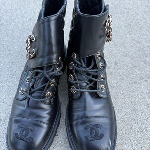 CHANEL Black Quilted Leather Boots with Chain Detail